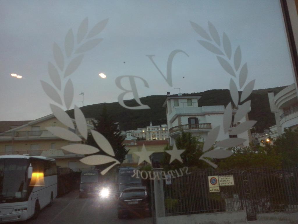 Albergo Villa Bianca Сан Джовани Ротондо Екстериор снимка